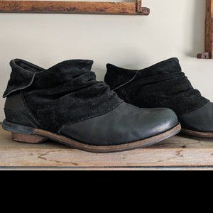 Patagonia Addie Ruffle Ankle Boots